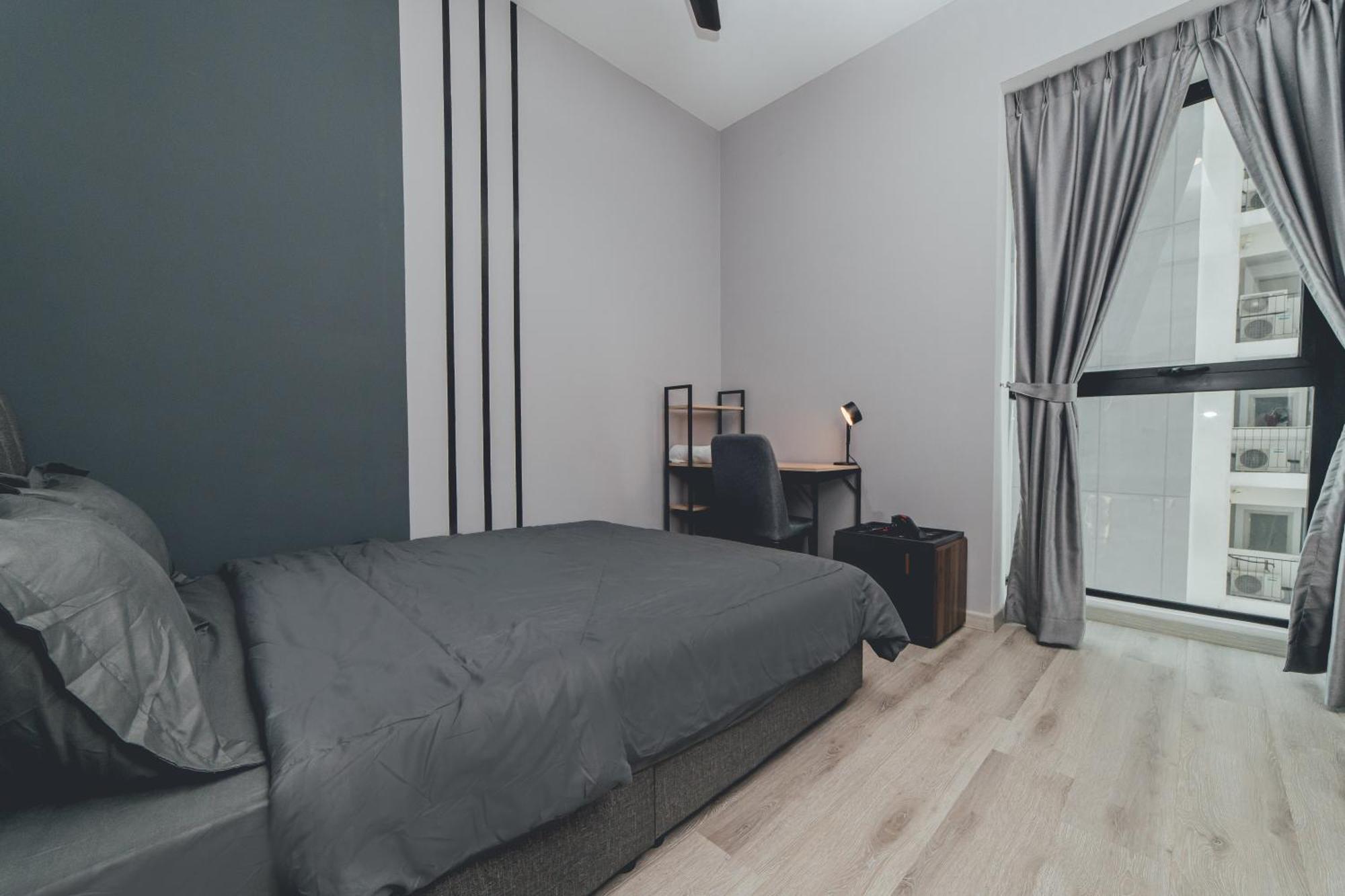 Mosaic Lush Grey Nest 3br 8pax W Bathtub Near Midvalley * Johor Bahru