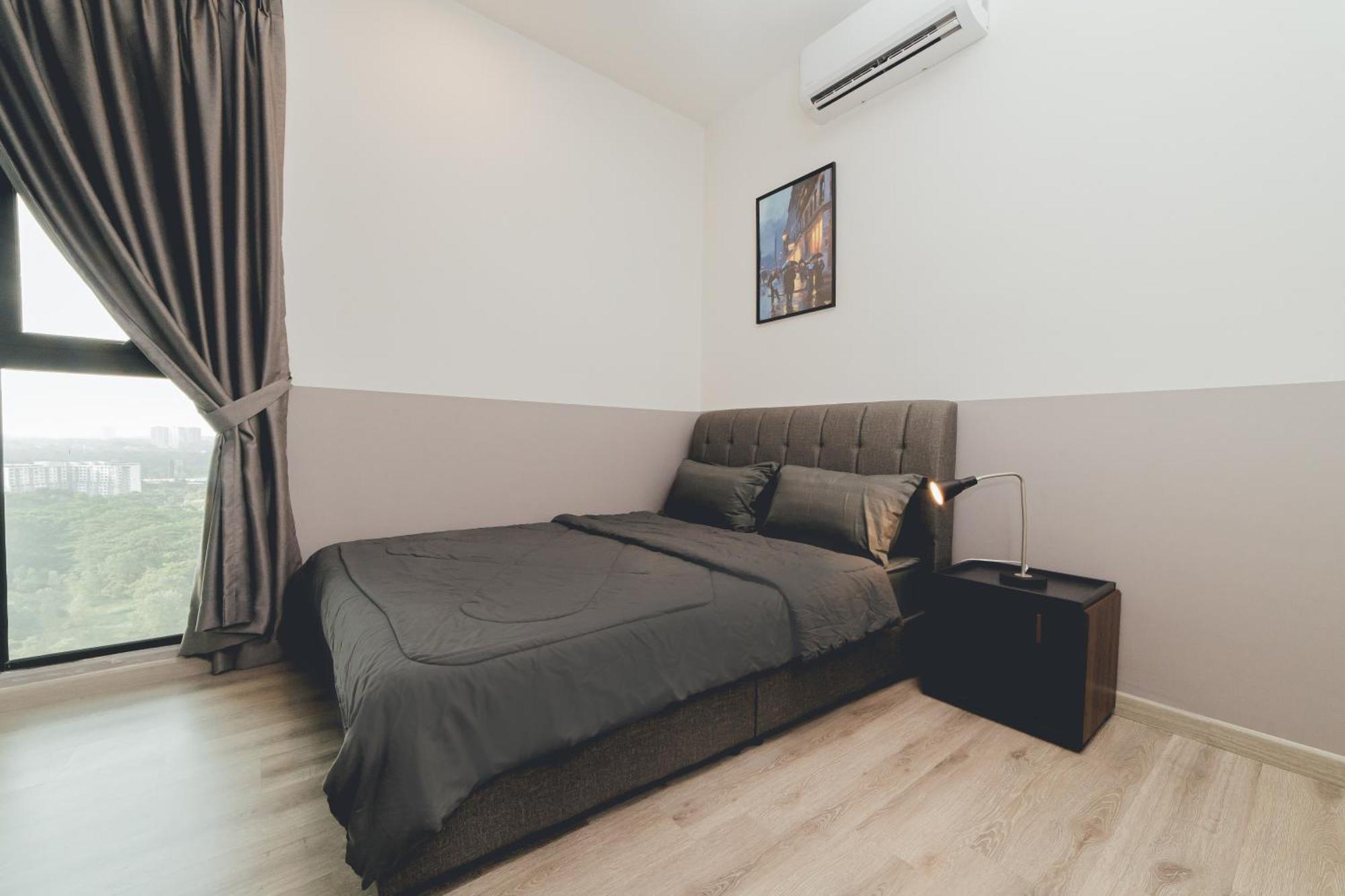 Mosaic Lush Grey Nest 3br 8pax W Bathtub Near Midvalley Apartemen *